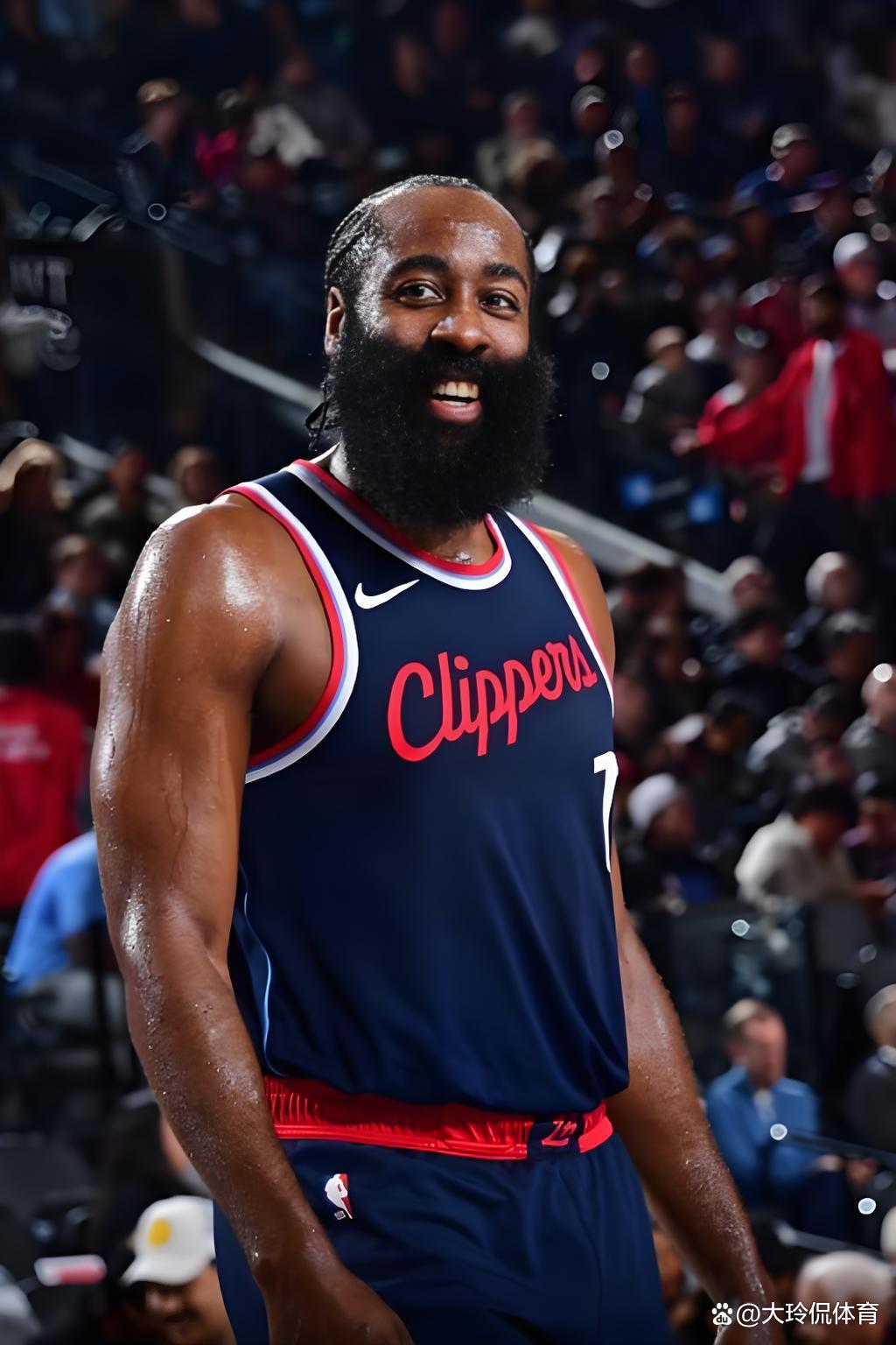 转会期洛杉矶快船调整名单以备NBA常规赛，门线救险环节打磨，悬念犹存，轮换策略成焦点的简单介绍